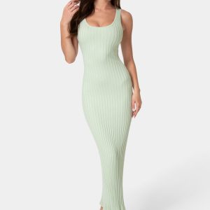 Crochet U-Neck Maxi Dress