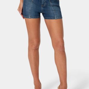 Fitted Denim Short