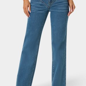 Natural Waist V Cut Straight Leg Jeans